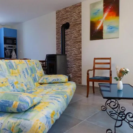Calme Et Spacieux Au Coeur De La Campagne - Fr-1-489-416 Landhaus *